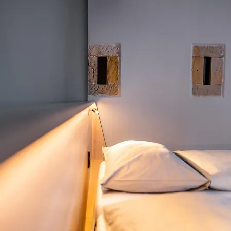 Pulverhütte Im Egapark 4*